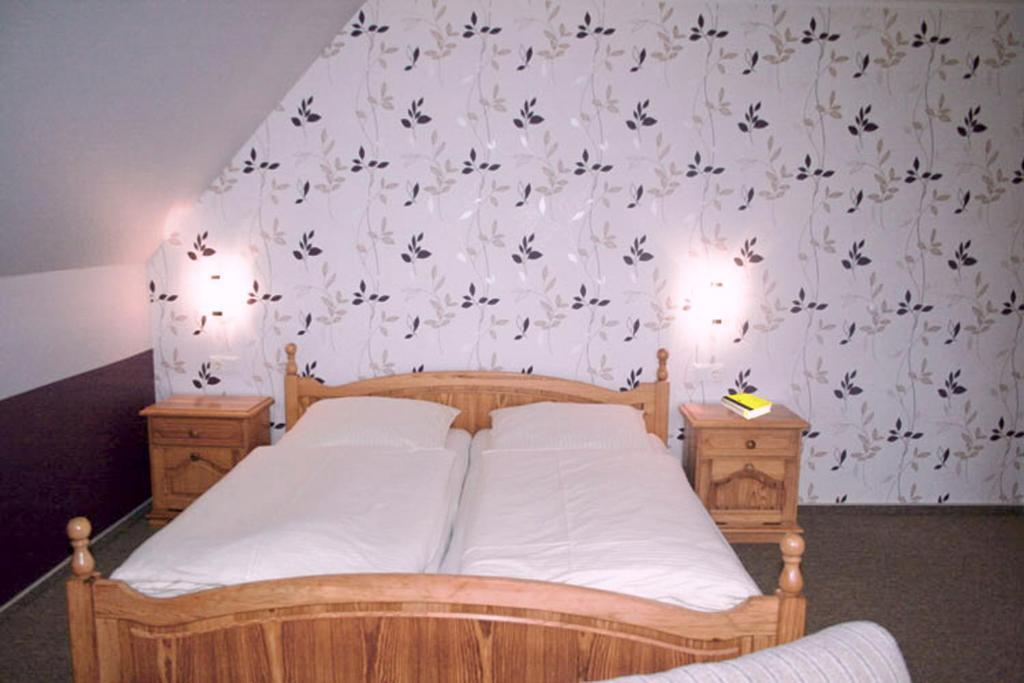 Landgasthof Fegetasch Neukirchen  Habitación foto